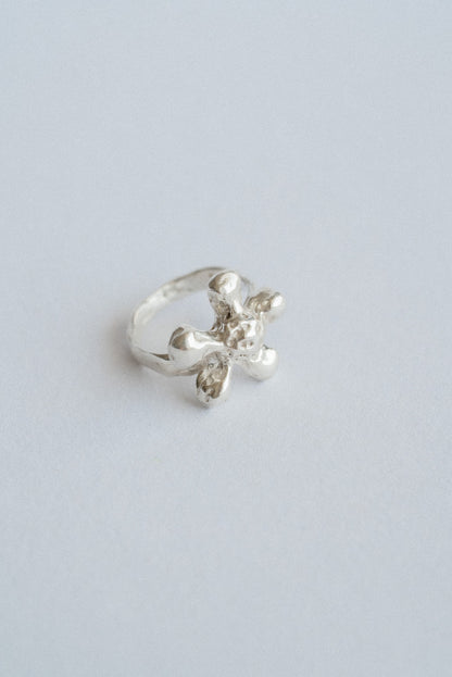 Flower ring