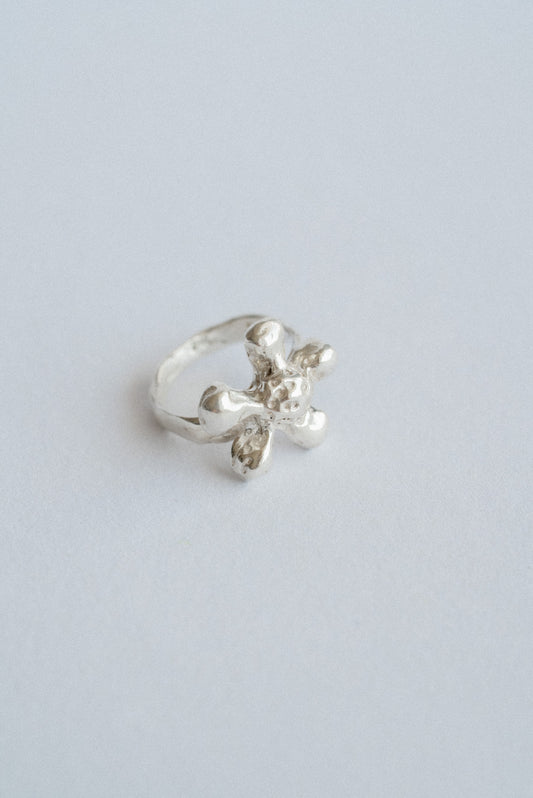Flower ring